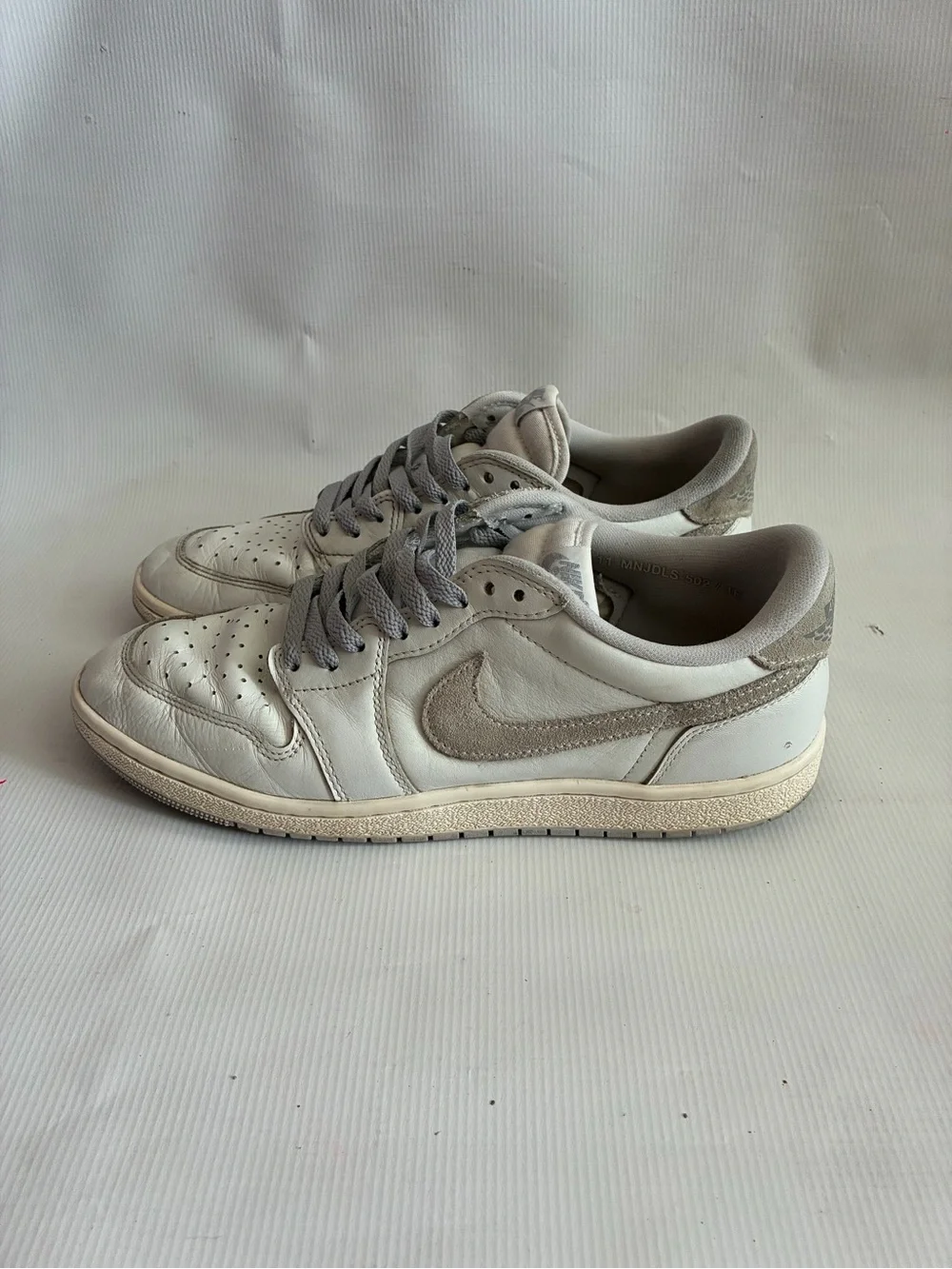 AIR JORDAN 1 LOW OG 85 NEUTRAL GREY/WHITE SIZE 11